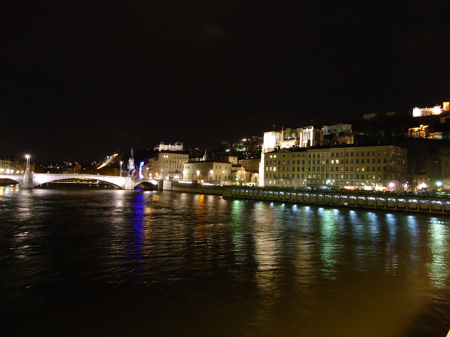 lyon by night