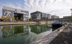 Lyon - Confluence - Place Nautique - 02