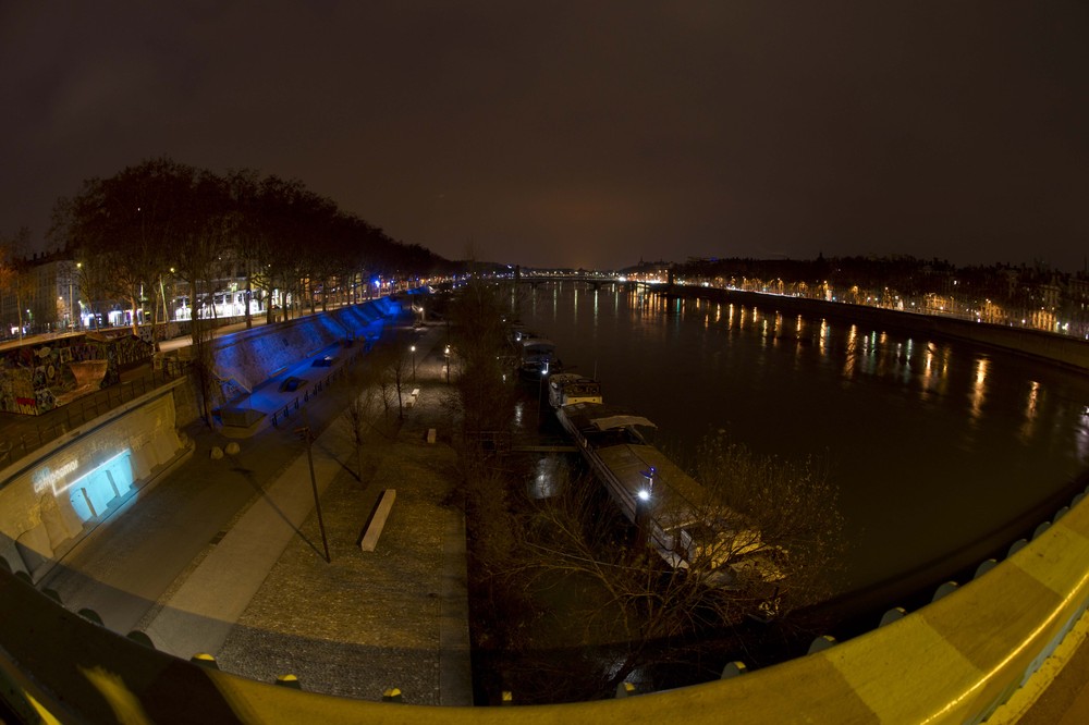 lyon dans le froid glacial du petit matin 3