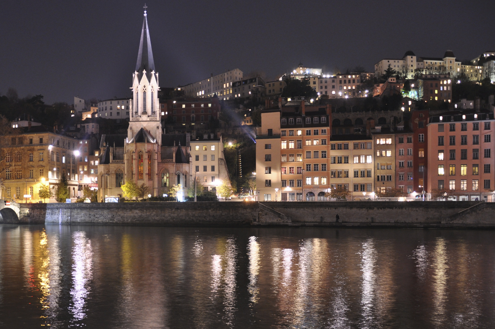 Lyon la nuit