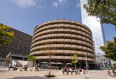 Lyon - Part Dieu - LPA park - Les Halles - 01