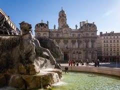 Lyon - Prequille - Place de Terreaux - Hotel de Ville - 02