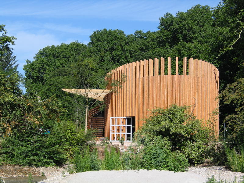 Lyon, Savanne africaine das Giraffenhaus