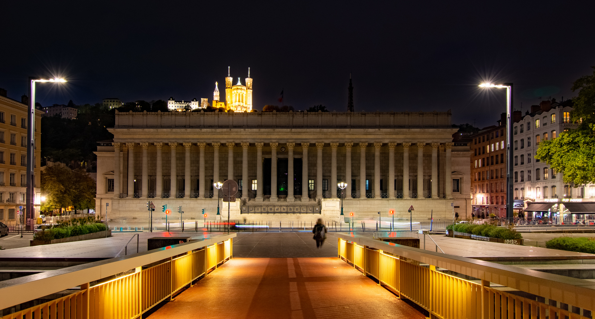 Lyon - Vieux Lyon - Passerelle du Palais-de-Justice