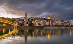 Lyon - Vieux Lyon - Passerelle Saint Georges de Lyon - Église Saint Georges - 02