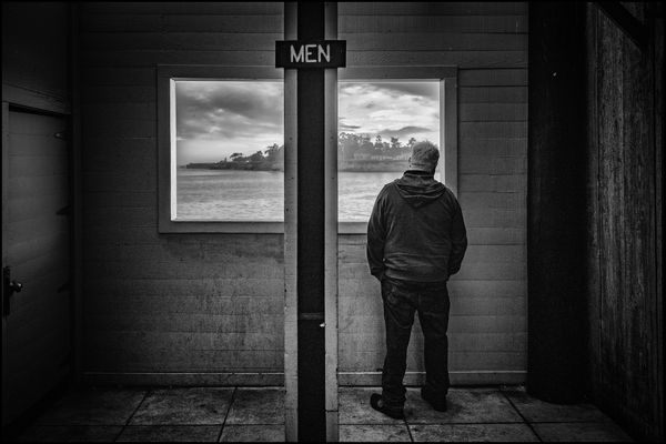 M E N  -  W A I T I N G