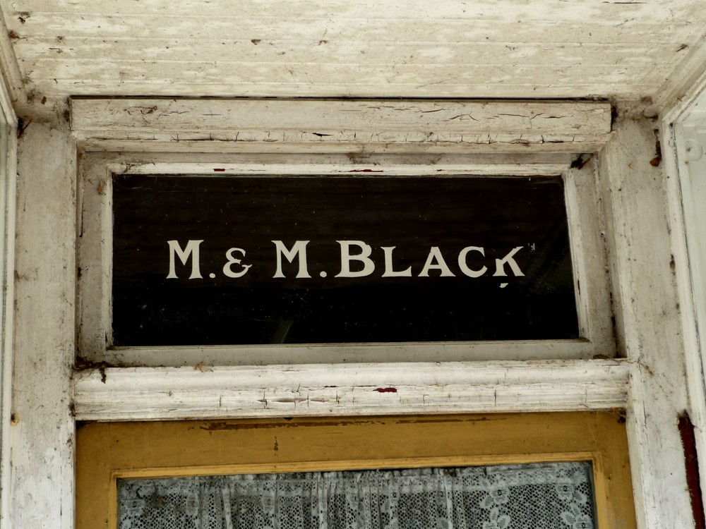 M.& M.Black