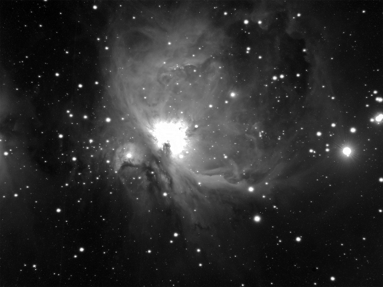 M42 Luminanzeinzelbild mit 10 Minuten Belichtung