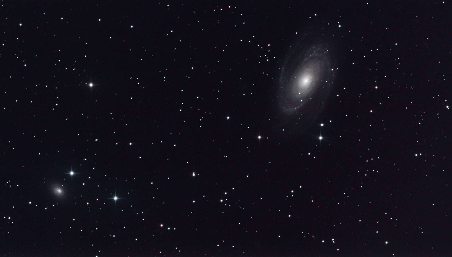 M81 und NGC 3077 Foto & Bild natur, nebel, rosette Bilder auf