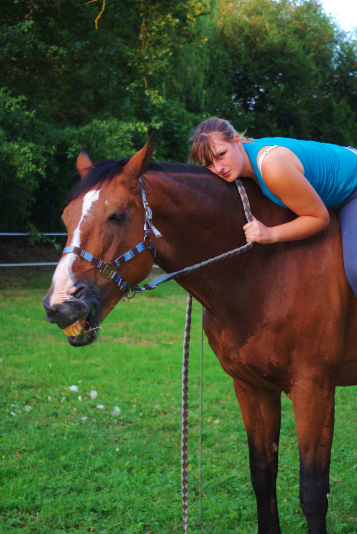 Ma meilleure amie et son cheval Brandy de la Cour ancien étalon des haras nationaux