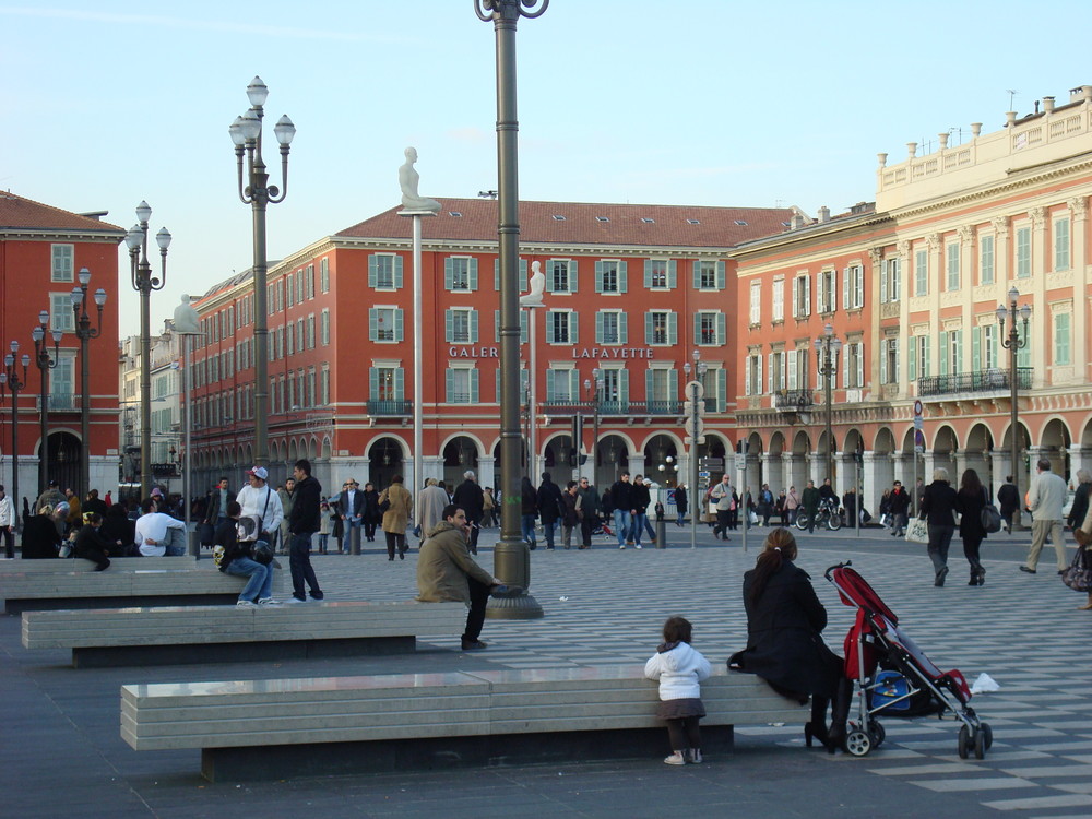 Ma Ville Natale: Nice dont je suis fière