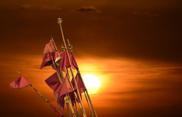 Maasholm und die Flaggen der Krabbenfischer.....