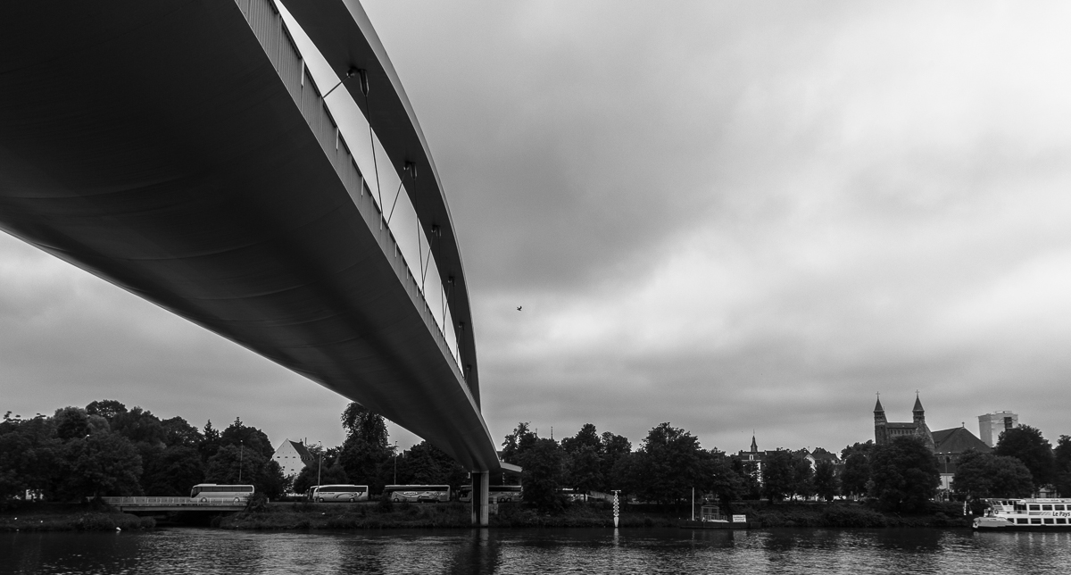 Maastricht Brücke