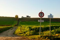 Maastricht - Jeker-river Valley (Jekerdal) - Cannerweg - Dalingsweg with Apostelhoeve Vineyard