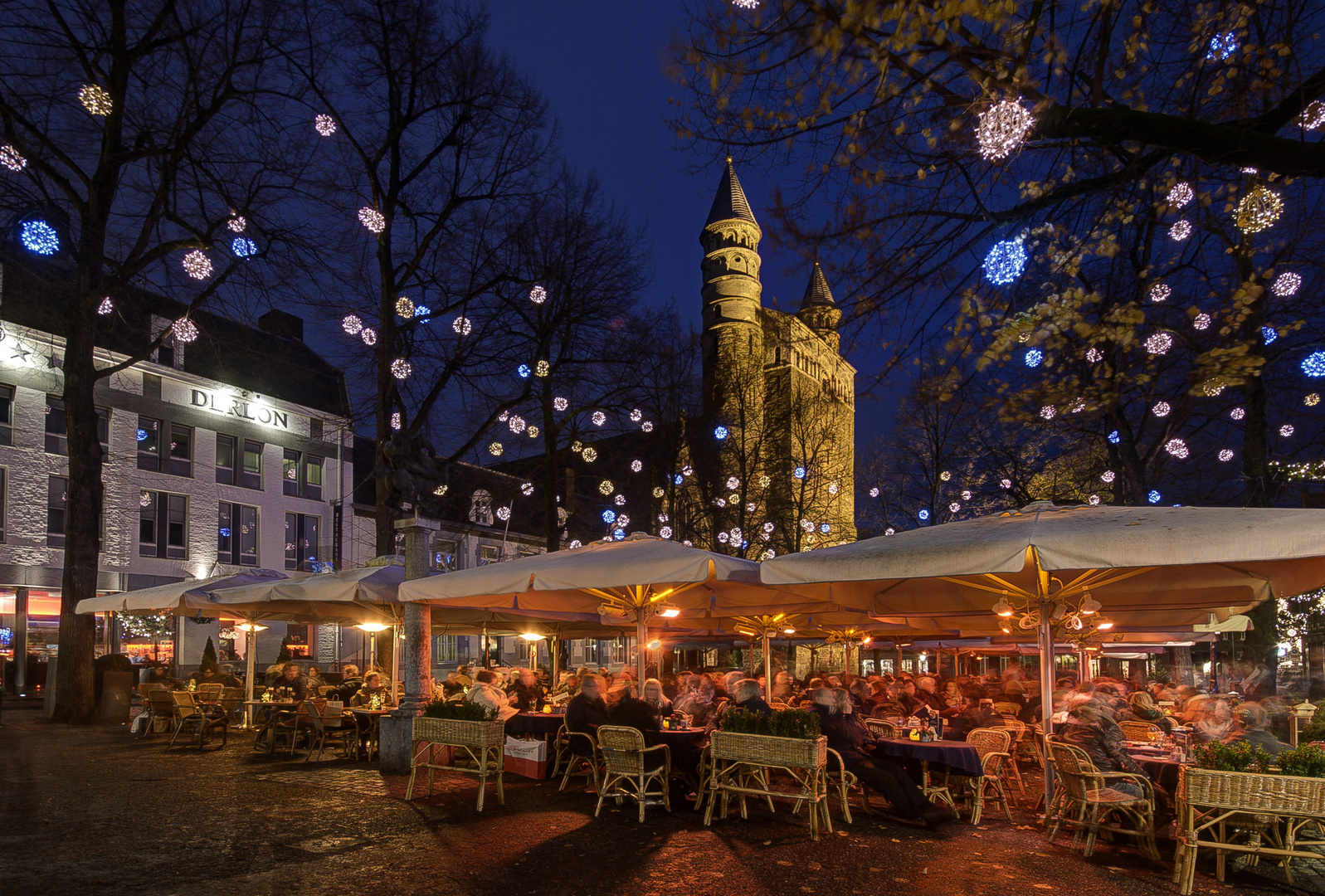 Maastricht - Onze Lieve Vrouweplein - Basilica of Our Lady