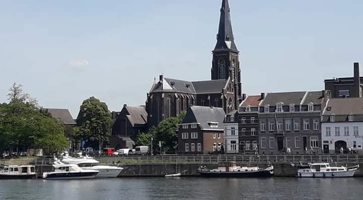 Maastricht(NL)