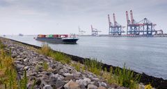 Maasvlakte - Maasvlakteweg - Nieuwe Waterweg