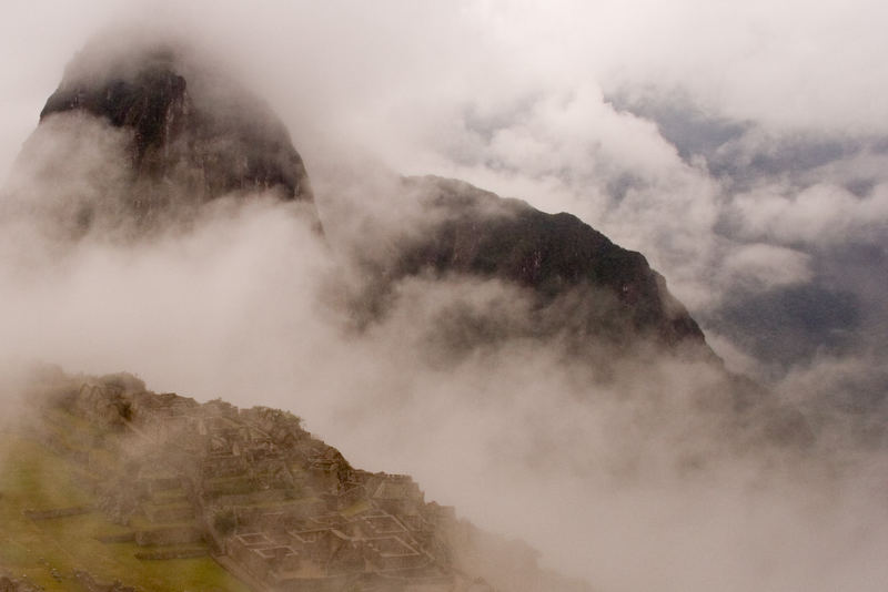 Macchu Piccu im Nebel