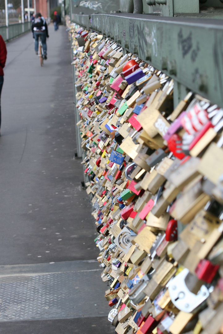 ...macht das die Liebe haltbarer ???