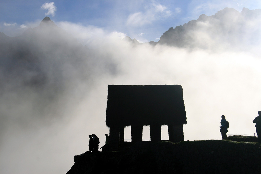 Machu Picchu in Nebel gehüllt