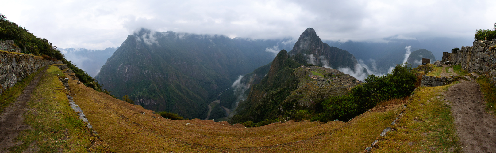 Machu Picchu Pano