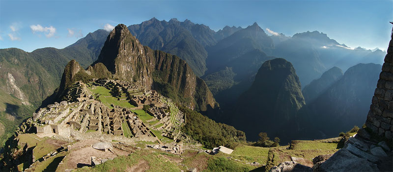 Machu Picchu - versunkene Stadt in den Anden