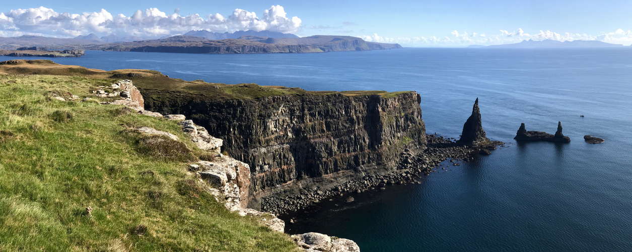 Macleod‘s Maidens