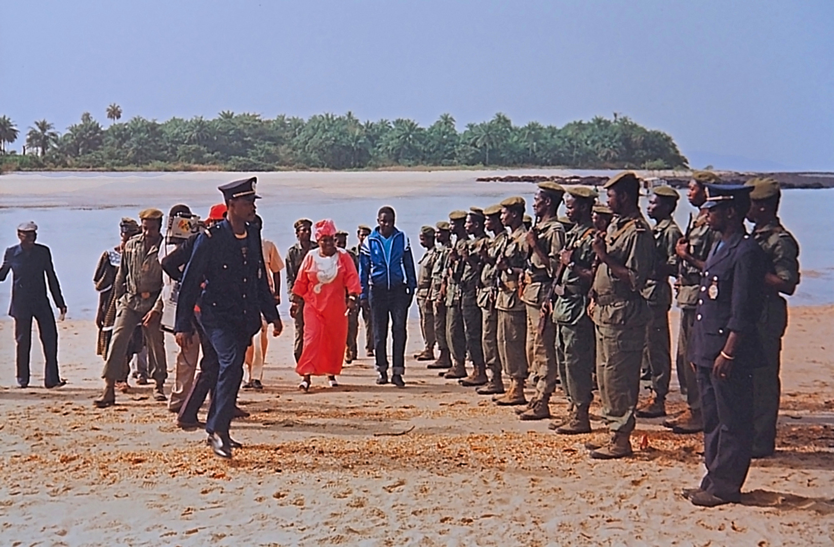 Madame la Secrétaire d’Etat chargée du Tourisme