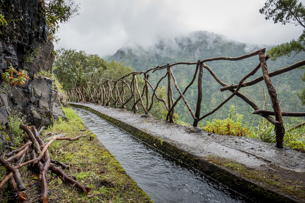 Madeira [5] – Wooden Railing