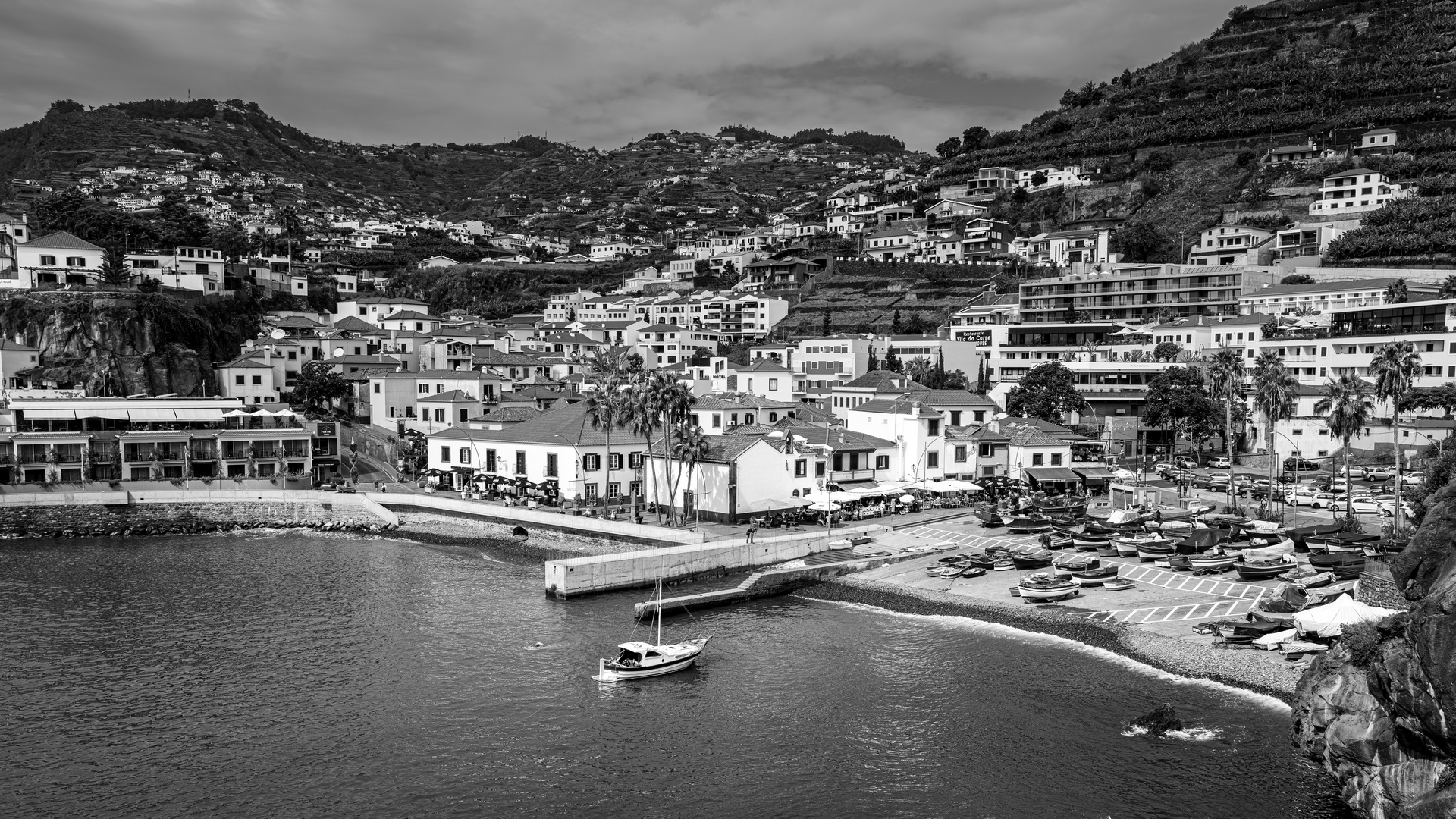 Madeira, Baía de Câmara de Lobos