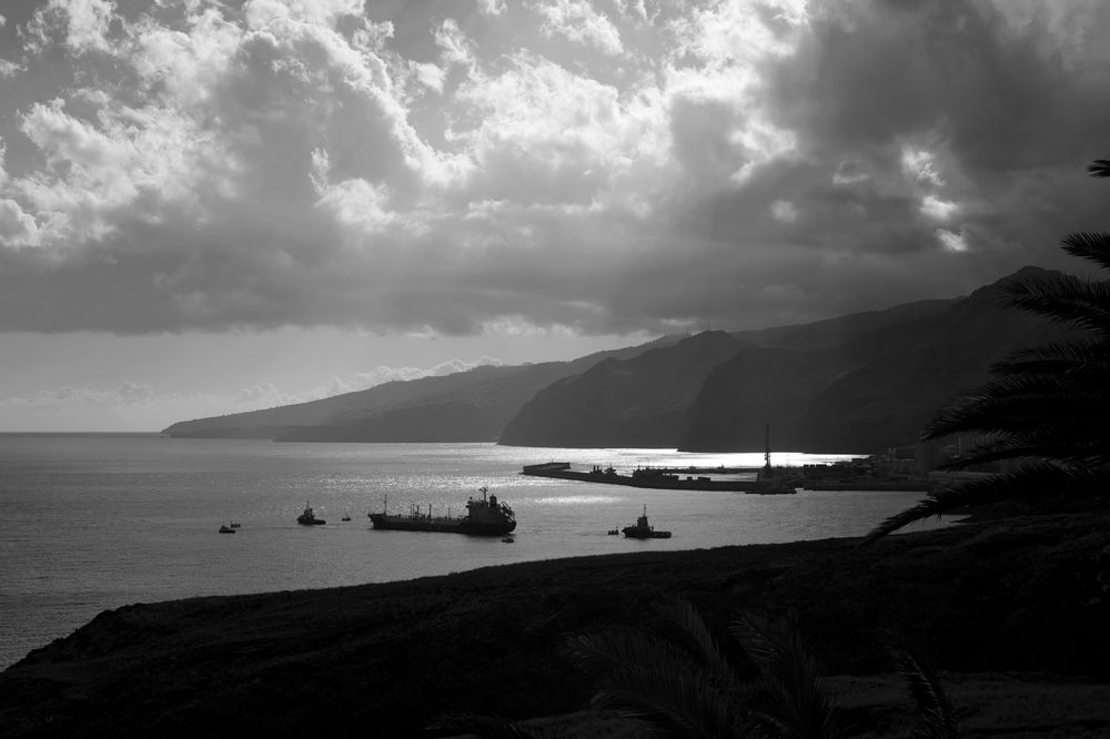 Madeira Harbour von Jan Wosnitzka-Koch 