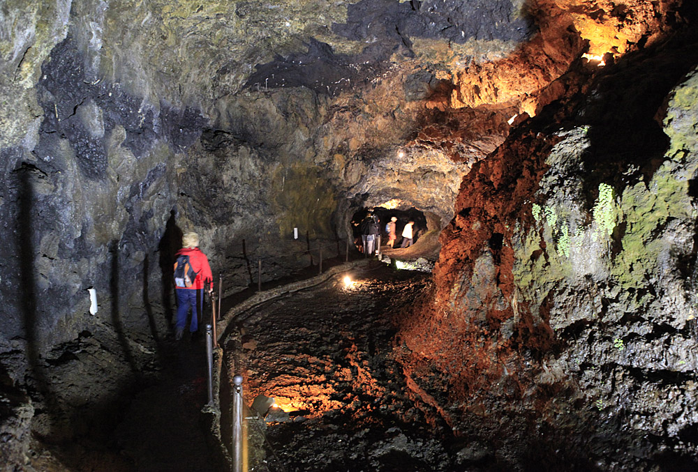 Madeira, In der Lava Höhle von São Vicente.