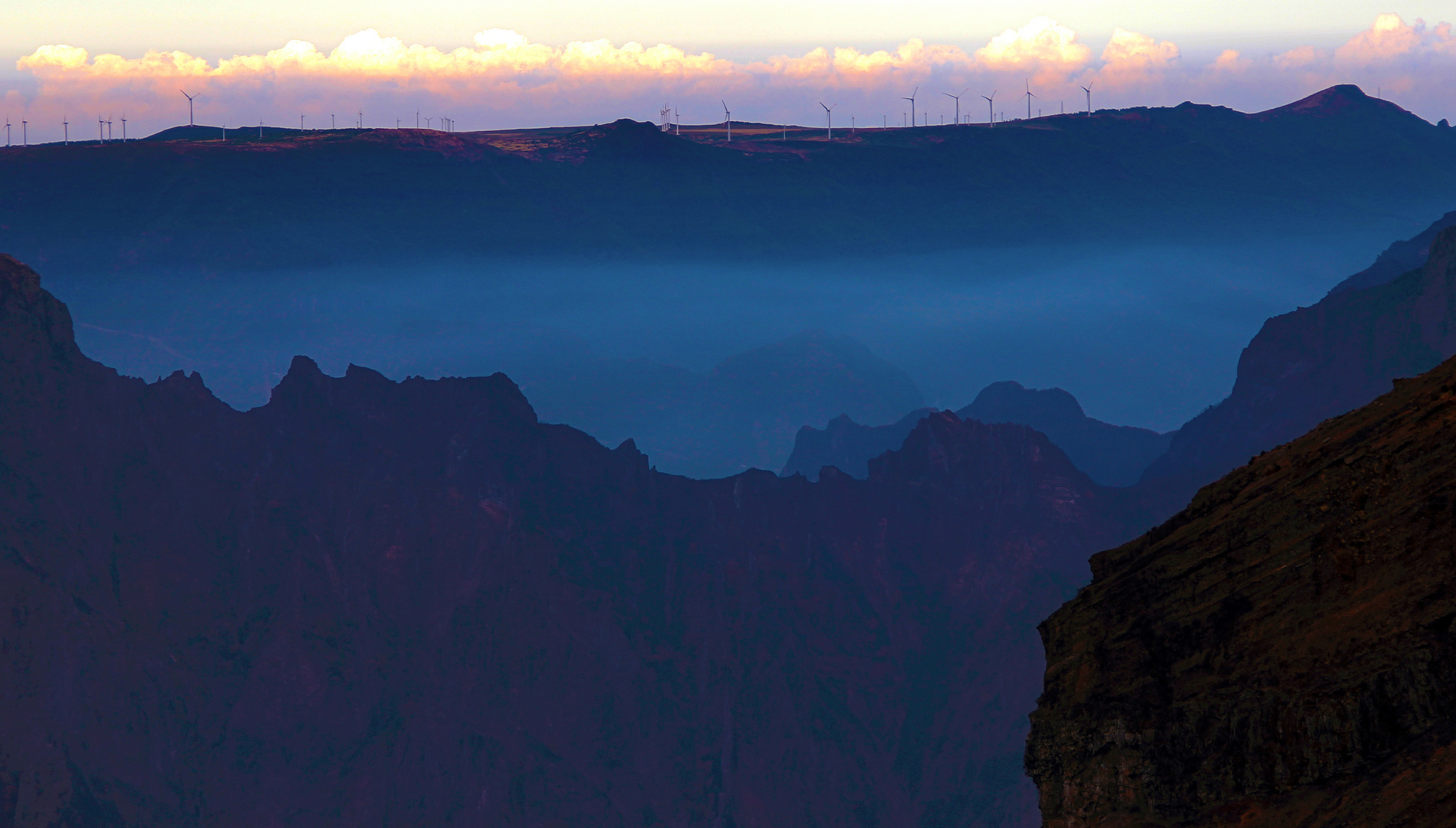 Madeira - Pico do Arieiro Sonnenaufgang