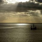 Madeira: Schiff beim Sonnenuntergang