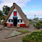 Madeira - traditionelles Strohhaus