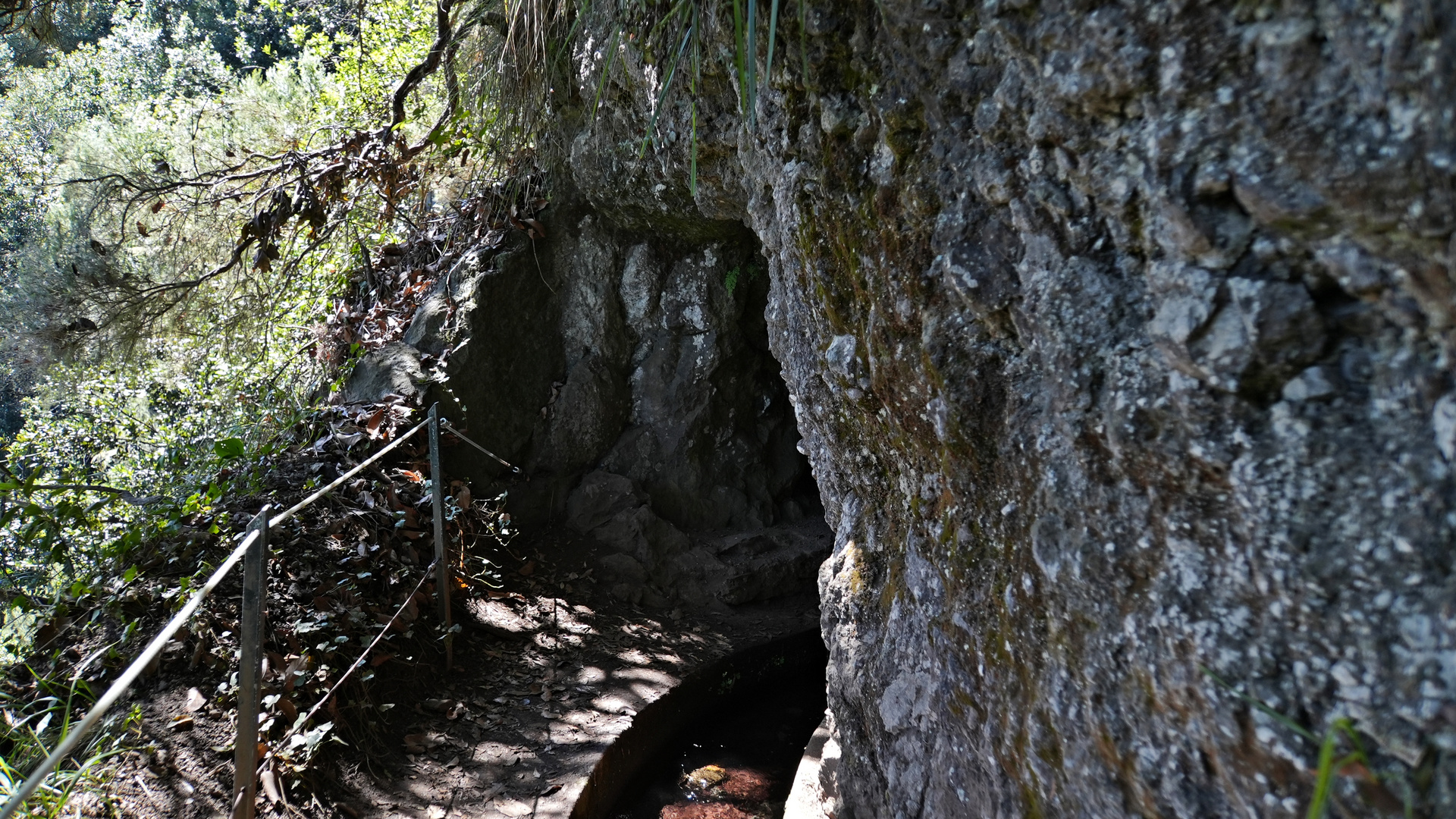 Madeira_2023_24_Madeira-PR18 Levada do Rei, Levadatunnel