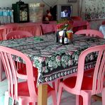 Made´s Warung innen rosa