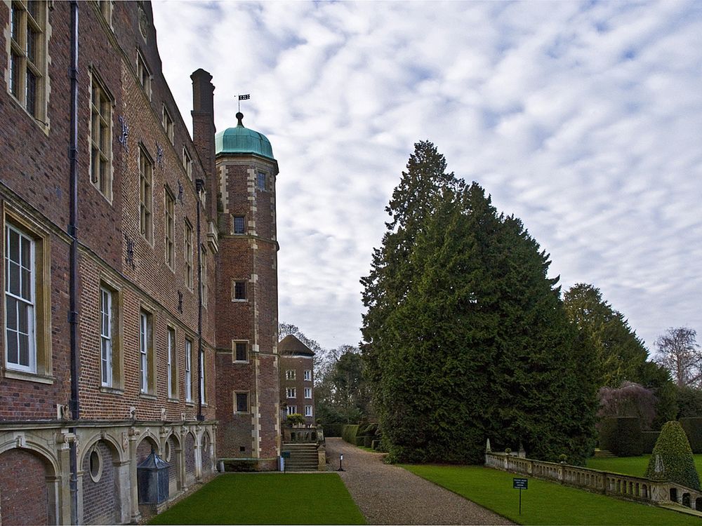  Madingley Hall et son parc  --  Cambridge  --  Madingley Hall und sein park