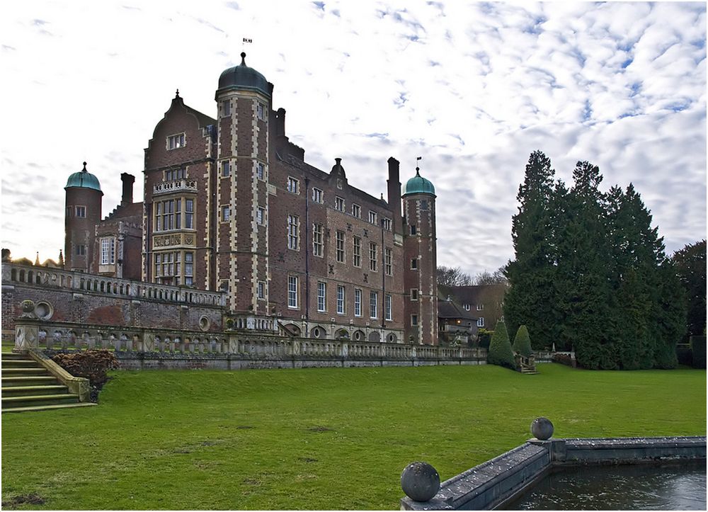 Madingley Hall et son parc  --  Cambridge  --  Madingley Hall und seine Parkanlage