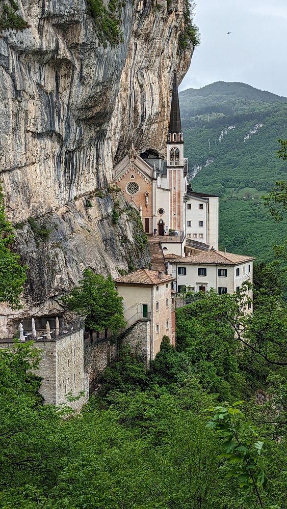 Madonna della Corona