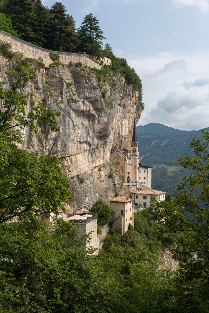 Madonna della Corona