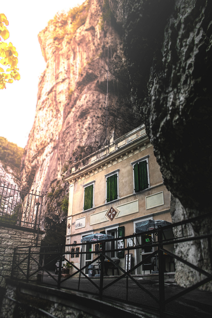 Madonna della Corona