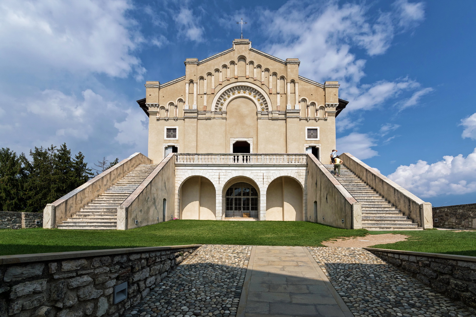 Madonna di Montecastello