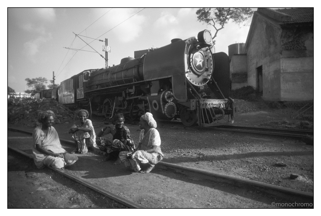 madras women having a chat