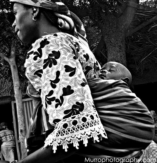 Madre con Bambino, Bandiagara, Mali, 2007