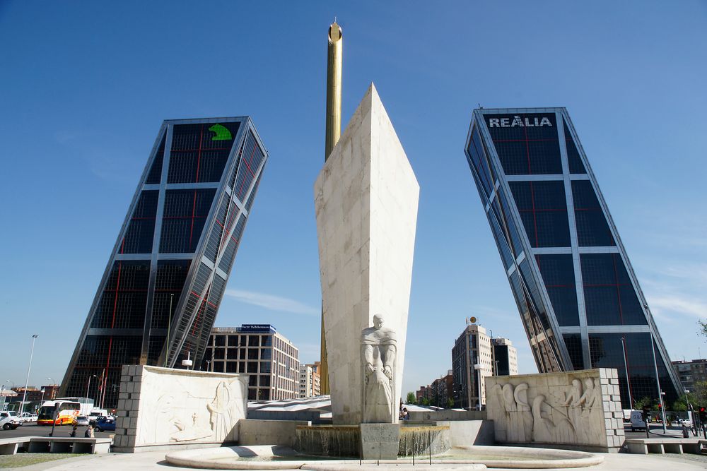 Madrid, Puerta De Europa