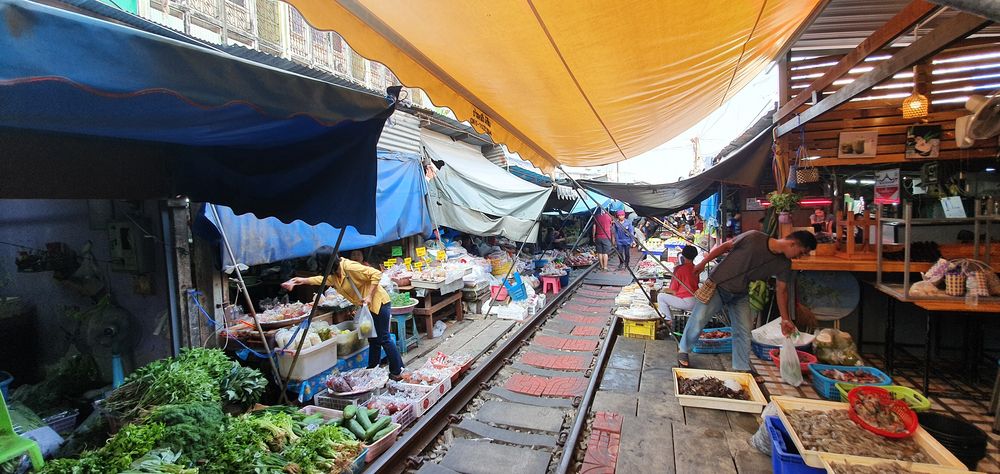 Mae Klong Market