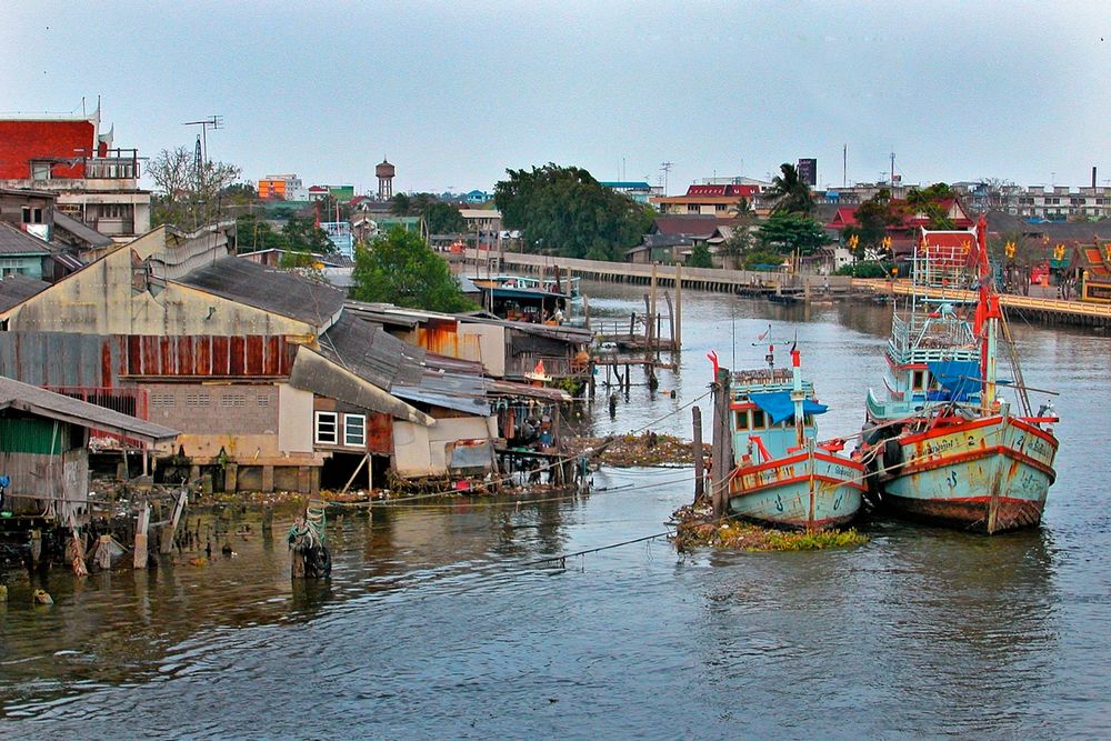 Mae Nam Tha Chin