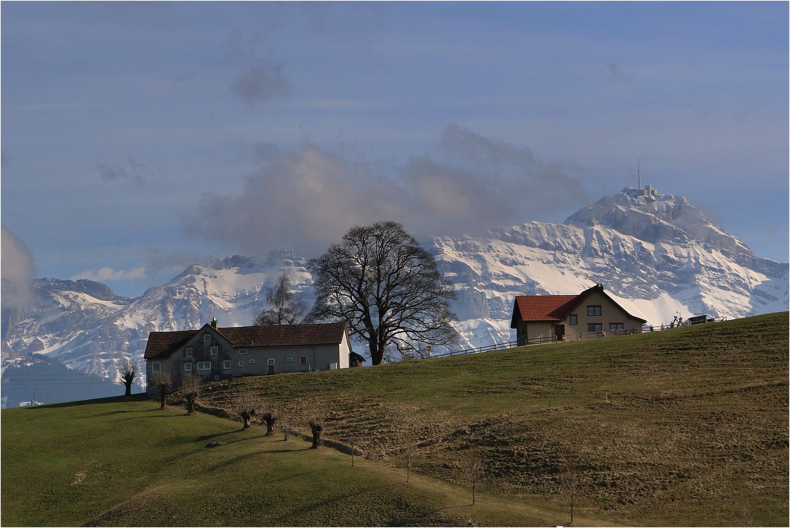 Mächtig........... Foto & Bild frühling, natur, schweiz Bilder auf