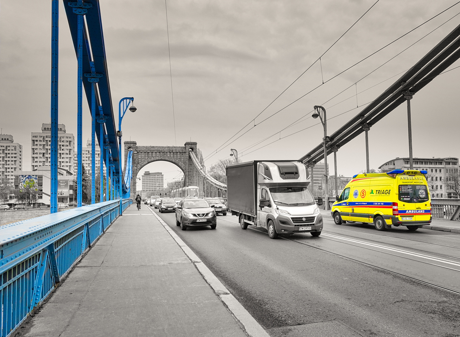 mächtig Verkehr auf der Oderbrücke